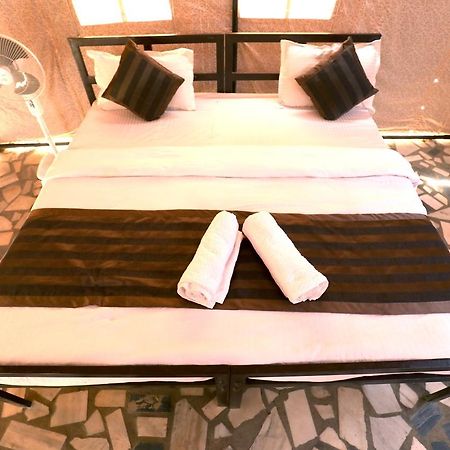 Nova Patgar Tents Hotel Bhuj Ngoại thất bức ảnh