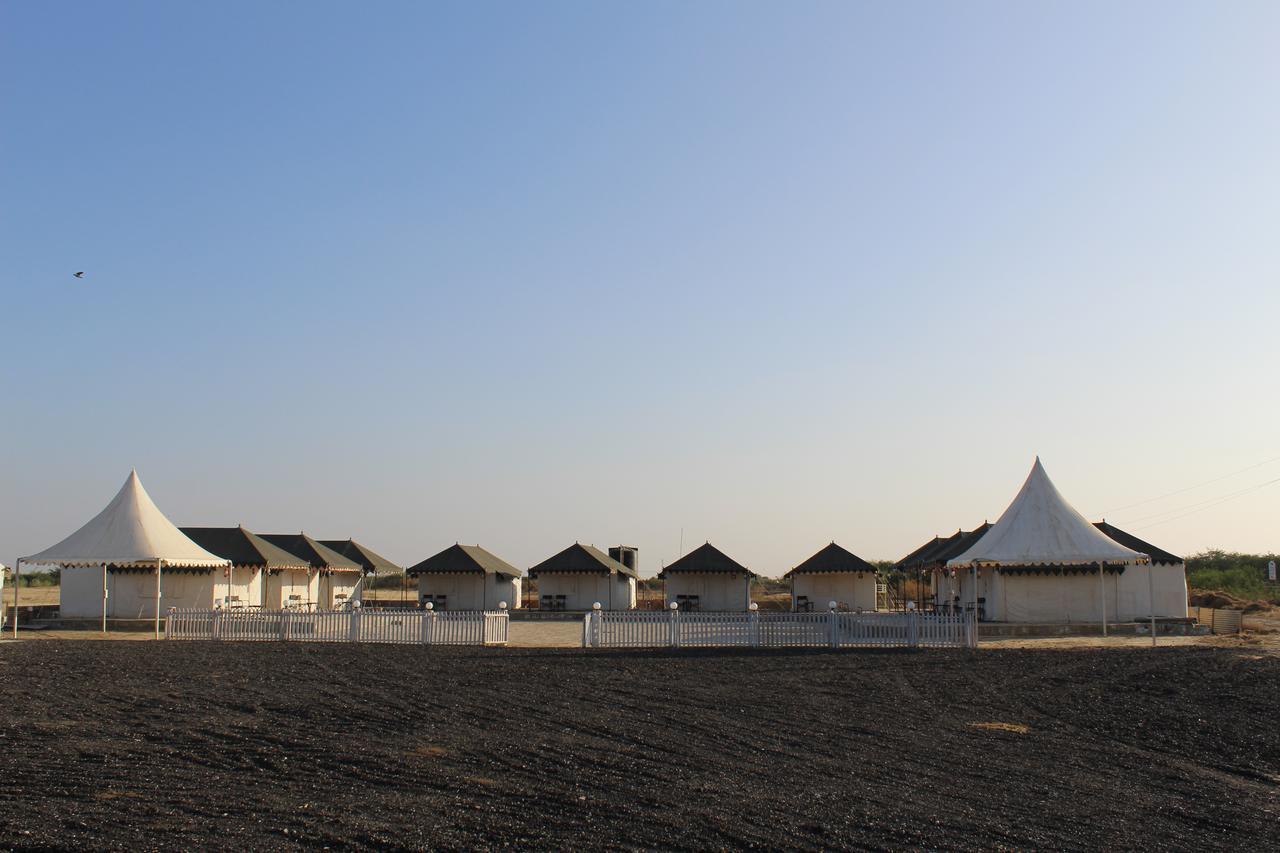 Nova Patgar Tents Hotel Bhuj Ngoại thất bức ảnh